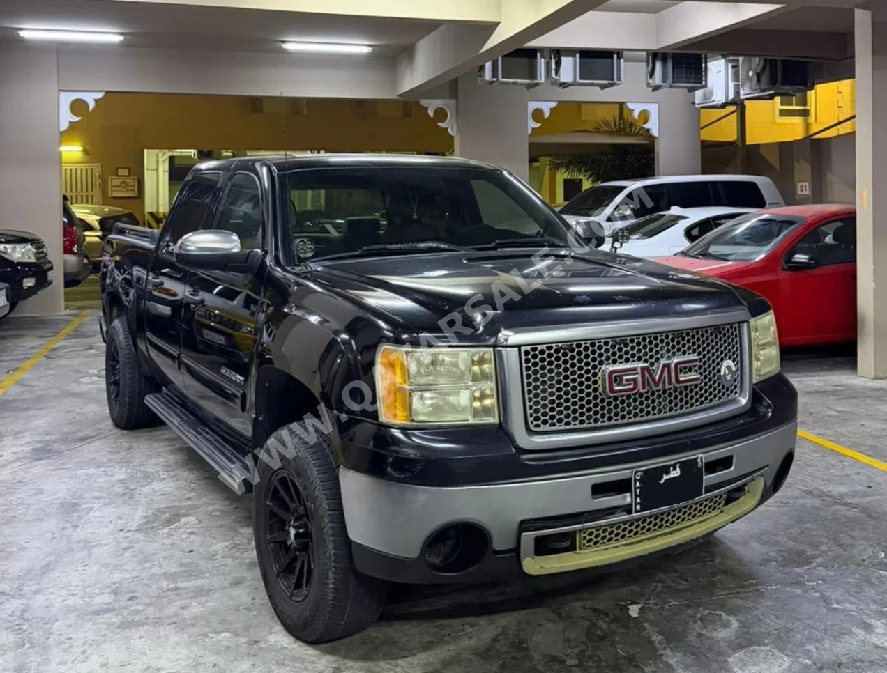 GMC Sierra 2011 Automatic 451,000 Km 8 Cylinder Four Wheel Drive (4WD) Pick Up Black