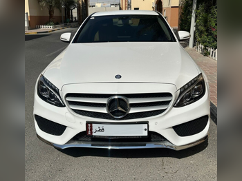 Mercedes-Benz  C-Class  180  2015  Automatic  89,500 Km  4 Cylinder  Rear Wheel Drive (RWD)  Sedan  White