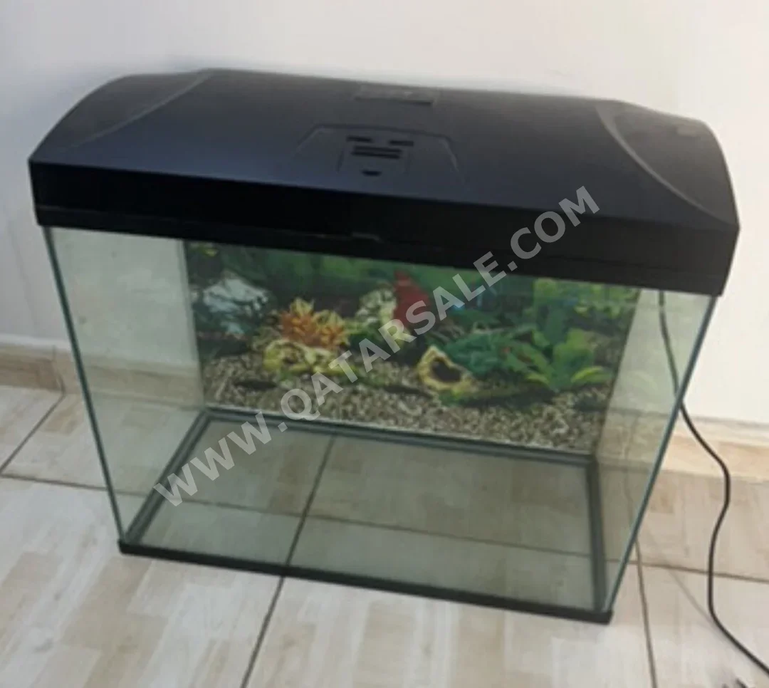 أحواض السمك - أسود 45 سنتيمتر 85 سنتيمتر 0 سنتيمتر