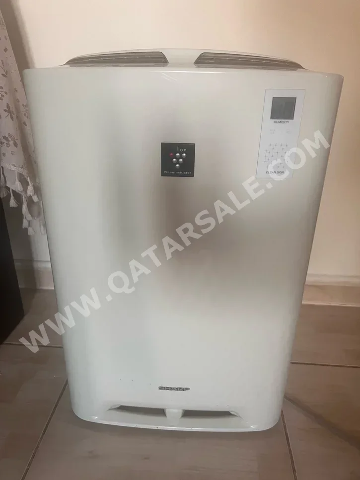 Air Purifiers & Therapy Devices - Sharp - White