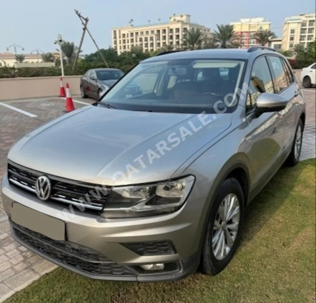 Volkswagen  Tiguan  1.4 TSI  2017  Automatic  84,000 Km  4 Cylinder  Front Wheel Drive (FWD)  SUV  Silver
