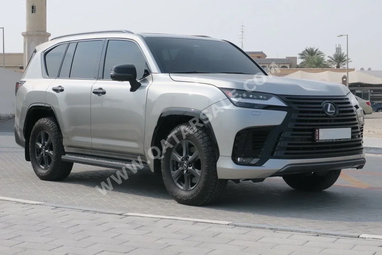 Lexus  LX  600 Overtrail  2025  Automatic  5,400 Km  6 Cylinder  Four Wheel Drive (4WD)  SUV  Sonic Titanium  With Warranty