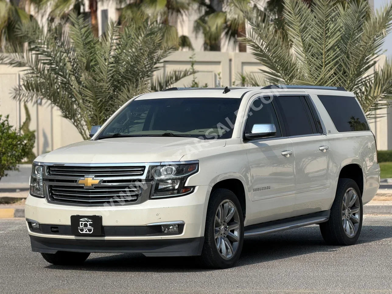 Chevrolet  Suburban  LTZ  2015  Automatic  190,000 Km  8 Cylinder  Four Wheel Drive (4WD)  SUV  White