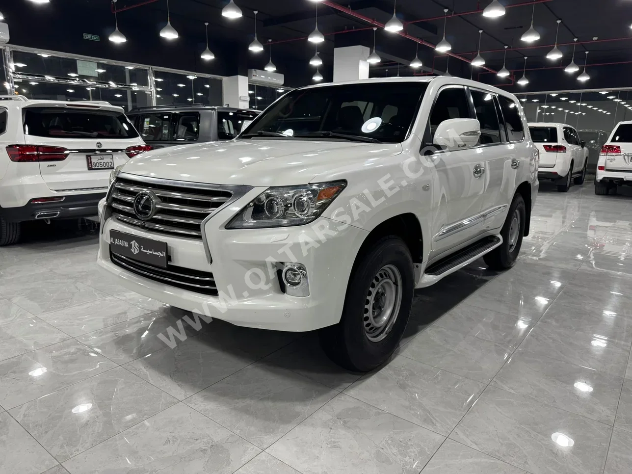 Lexus  LX  570  2011  Automatic  527,000 Km  8 Cylinder  Four Wheel Drive (4WD)  SUV  White