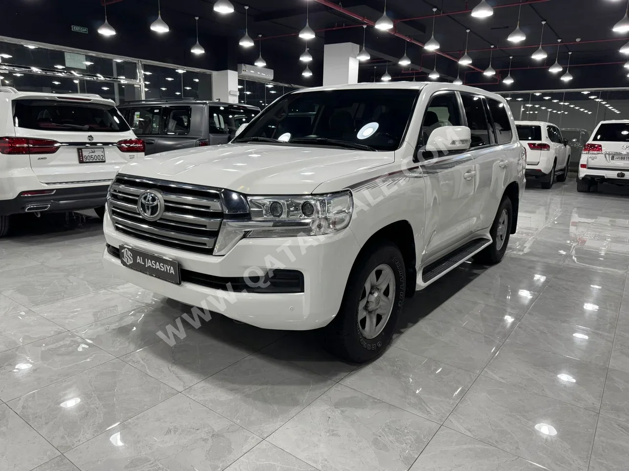 Toyota  Land Cruiser  GXR  2019  Automatic  74,000 Km  6 Cylinder  Four Wheel Drive (4WD)  SUV  White