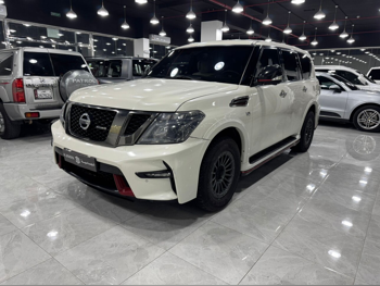 نيسان  باترول  نسمو  2016  اوتوماتيك  246,000 كم  8 سلندر  دفع رباعي  اس يو في  أبيض