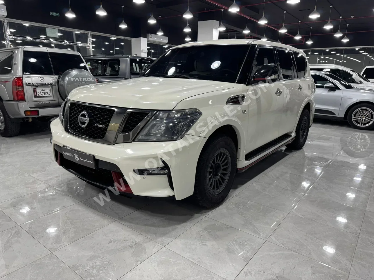 Nissan Patrol Nismo 2016 Automatic 246,000 Km 8 Cylinder Four Wheel Drive (4WD) SUV White