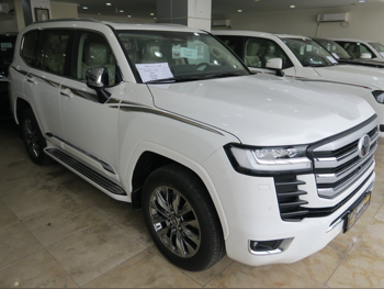 Toyota  Land Cruiser  VXR  2025  Automatic  0 Km  6 Cylinder  Four Wheel Drive (4WD)  SUV  White  With Warranty