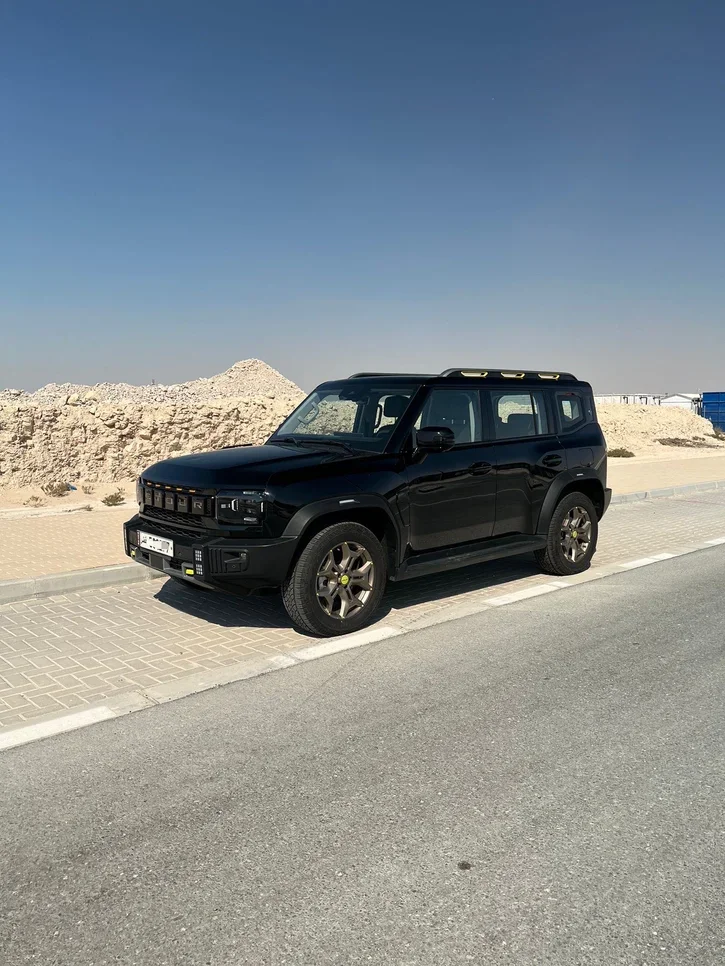 جيتور تي 2 لكجري بلس 2024 اوتوماتيك 12,000 كم 4 سلندر دفع رباعي اس يو في أسود