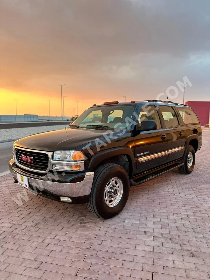 GMC  Suburban  2005  Automatic  197,000 Km  8 Cylinder  Front Wheel Drive (FWD)  SUV  Black