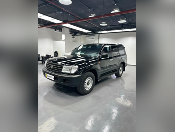 تويوتا لاند كروزر جي 1998 اوتوماتيك 672,000 كم 6 سلندر دفع رباعي اس يو في أسود