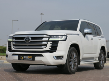Toyota Land Cruiser VXR Twin Turbo 2022 Automatic 100,000 Km 6 Cylinder Four Wheel Drive (4WD) SUV White
