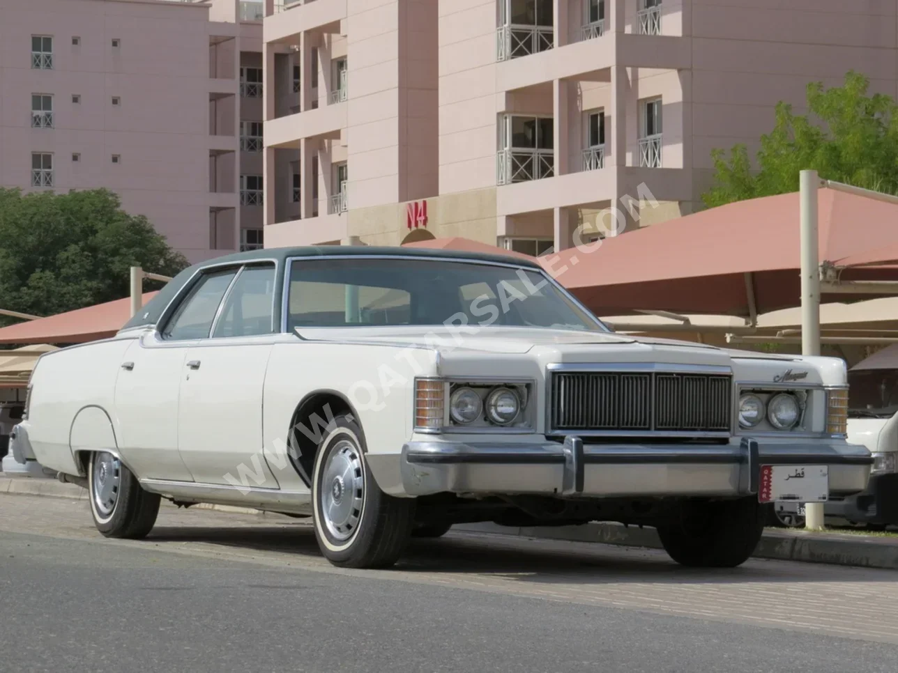 Ford  Grand Marquis  1978  Automatic  88,000 Km  8 Cylinder  Rear Wheel Drive (RWD)  Classic  White
