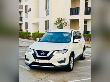Nissan  X-Trail  2019  Automatic  176,000 Km  4 Cylinder  Rear Wheel Drive (RWD)  SUV  White