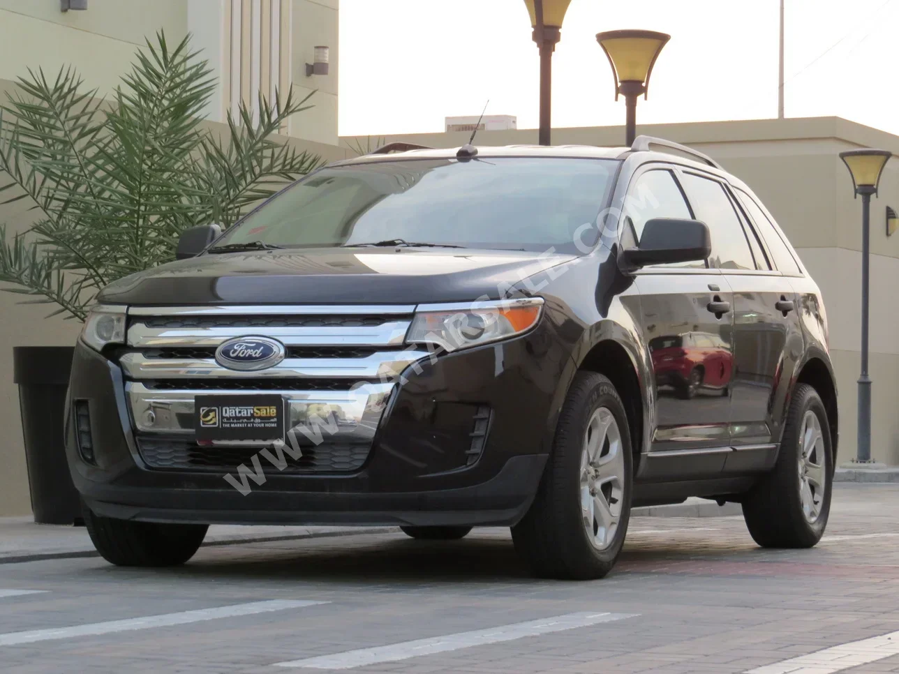 Ford Edge 2013 Automatic 172,000 Km 6 Cylinder Front Wheel Drive (FWD) SUV Black