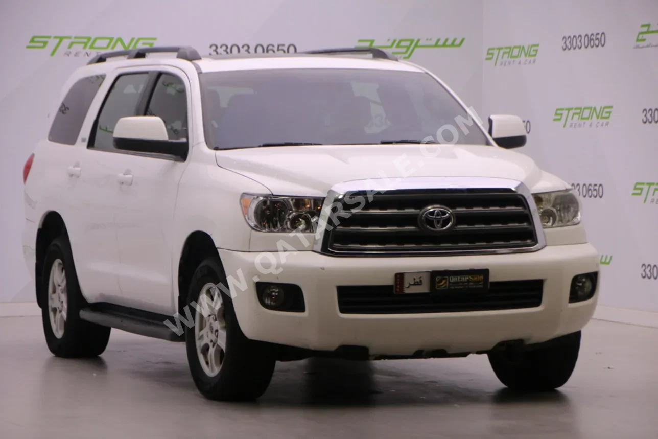 Toyota Sequoia SR5 2014 Automatic 416,000 Km 8 Cylinder Four Wheel Drive (4WD) SUV White