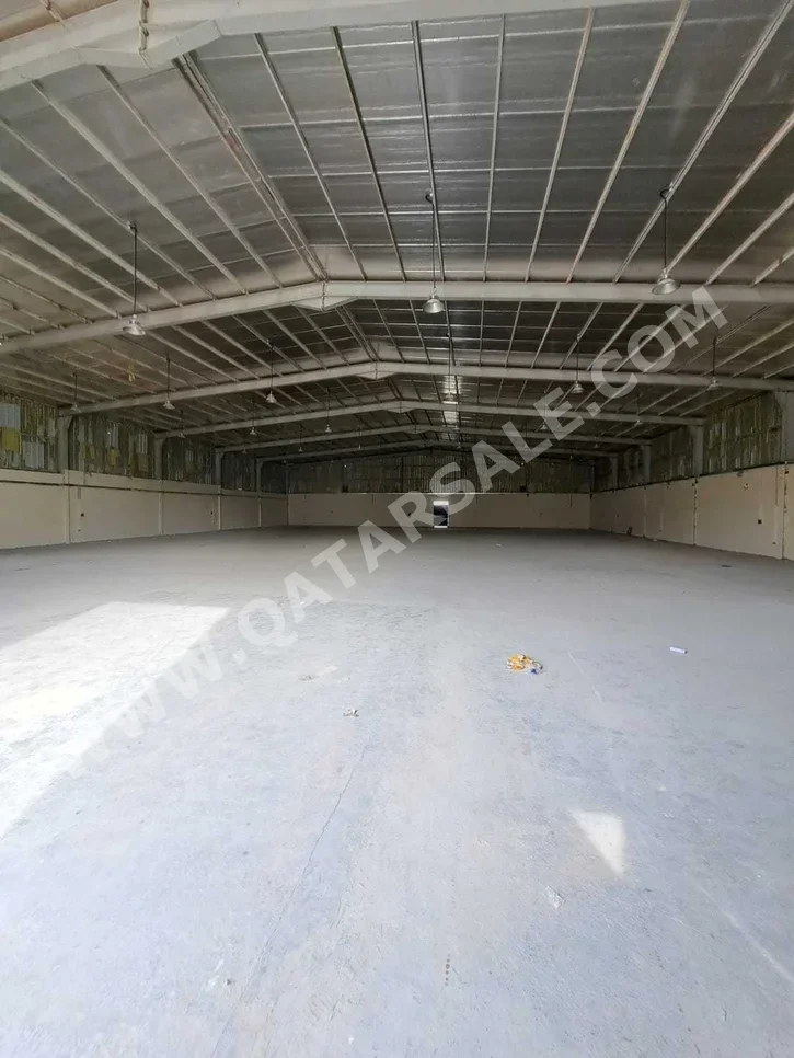 Warehouses & Stores - Al Wakrah  - Barkit Al Awamer  -Area Size: 4000 Square Meter