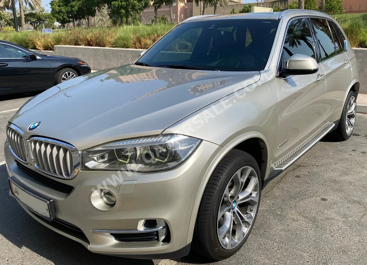 BMW  X-Series  X5  2016  Automatic  81,869 Km  8 Cylinder  Four Wheel Drive (4WD)  SUV  Gray and Silver