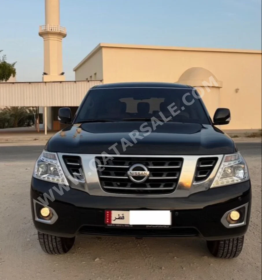 نيسان باترول اس اي 2017 اوتوماتيك 117,000 كم 6 سلندر دفع رباعي اس يو في أسود