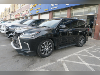 لكزس ال اكس 570 2018 اوتوماتيك 173,000 كم 8 سلندر دفع رباعي اس يو في أسود
