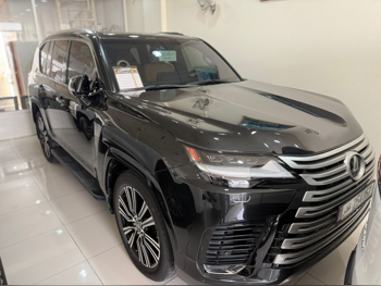 Lexus  LX  600  2023  Automatic  38,000 Km  6 Cylinder  Four Wheel Drive (4WD)  SUV  White  With Warranty