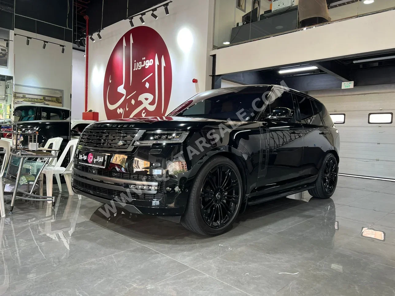 لاند روفر رنج روفر فوج اس اي 2023 اوتوماتيك 80,000 كم 6 سلندر دفع رباعي اس يو في أسود