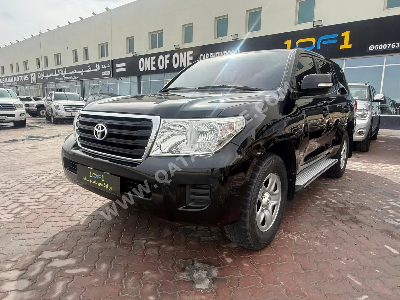 تويوتا لاند كروزر جي 2013 اوتوماتيك 356,000 كم 6 سلندر دفع رباعي اس يو في أسود