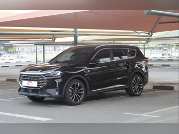 جيتور اكس 70 بلس 2024 اوتوماتيك 10,800 كم 4 سلندر سحب امامي اس يو في أسود تحت الضمان