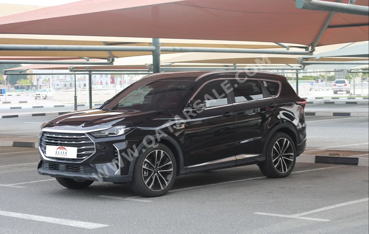 جيتور اكس 70 بلس 2024 اوتوماتيك 10,800 كم 4 سلندر سحب امامي اس يو في أسود تحت الضمان