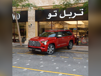 تويوتا سكويا كابستون 2023 اوتوماتيك 33,350 كم 8 سلندر دفع رباعي اس يو في أحمر تحت الضمان