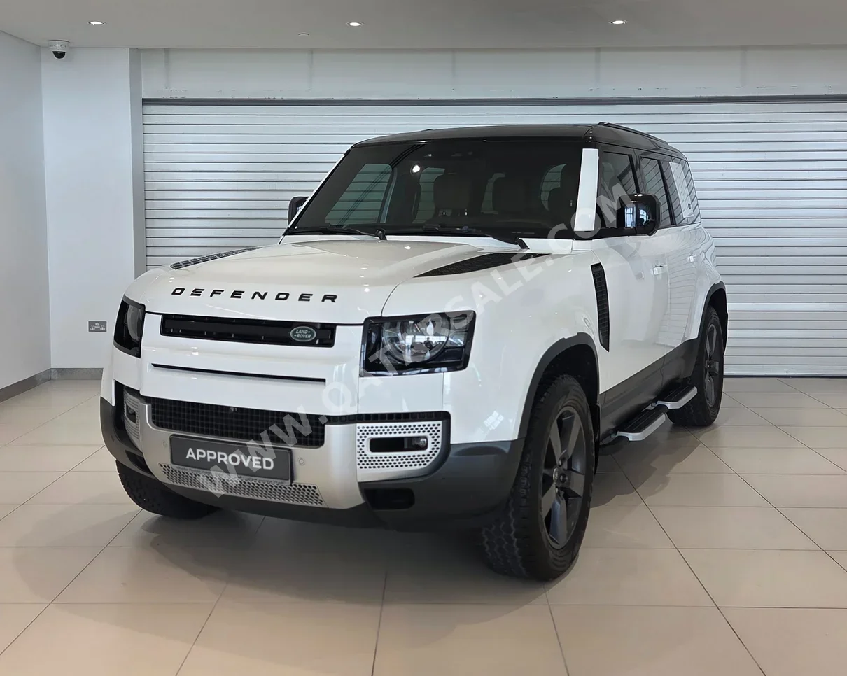 Land Rover Defender 110 HSE 2024 Automatic 43,900 Km 6 Cylinder Four Wheel Drive (4WD) SUV White With Warranty