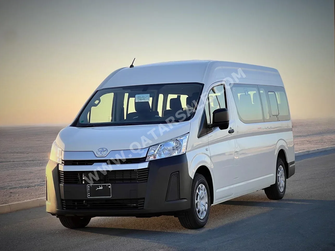 تويوتا هايس 2026 عادي 0 كم 6 سلندر دفع خلفي فان \ باص أبيض تحت الضمان