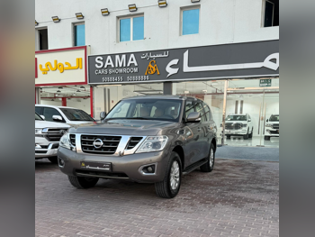 نيسان  باترول  اس اي  2016  اوتوماتيك  200,000 كم  8 سلندر  دفع رباعي  اس يو في  بني