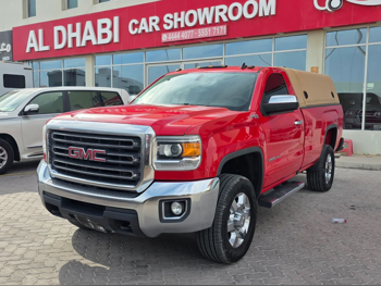 جي ام سي سييرا 2500 HD 2016 اوتوماتيك 127,000 كم 8 سلندر دفع رباعي بيكب أحمر
