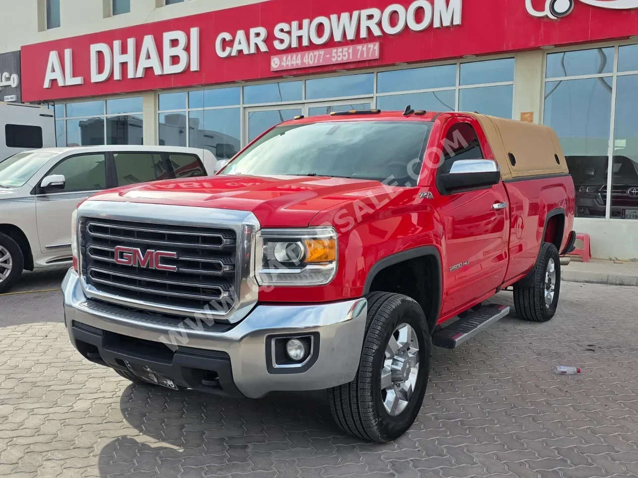 جي ام سي سييرا 2500 HD 2016 اوتوماتيك 127,000 كم 8 سلندر دفع رباعي بيكب أحمر