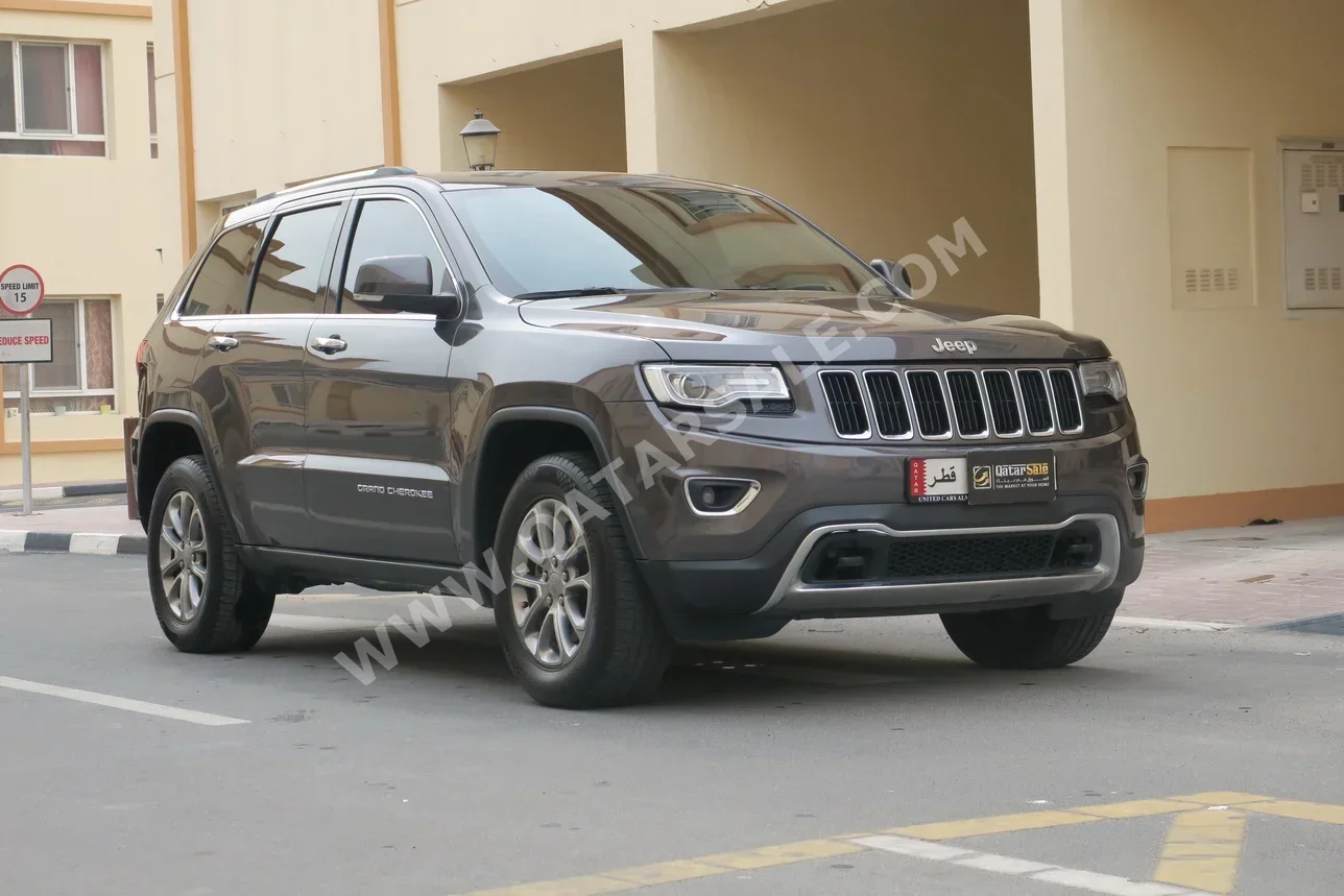 Jeep Grand Cherokee Limited 2016 Automatic 149,000 Km 6 Cylinder Four Wheel Drive (4WD) SUV Gray