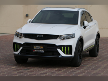 جيلي توجيلا سبورت 2024 اوتوماتيك 7,700 كم 4 سلندر دفع رباعي اس يو في أبيض تحت الضمان