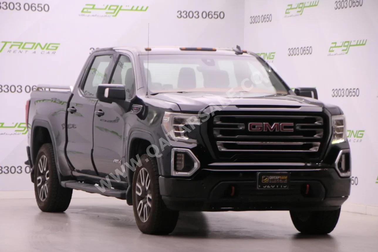 جي ام سي سييرا اي تي 4 2019 اوتوماتيك 355,000 كم 8 سلندر دفع رباعي بيكب أسود