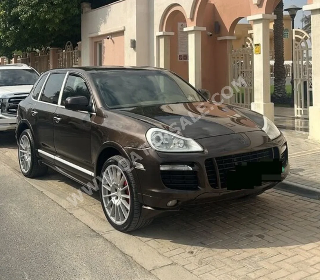 بورش  كيان  جي تي اس  2009  اوتوماتيك  214,199 كم  8 سلندر  دفع رباعي  اس يو في  بني