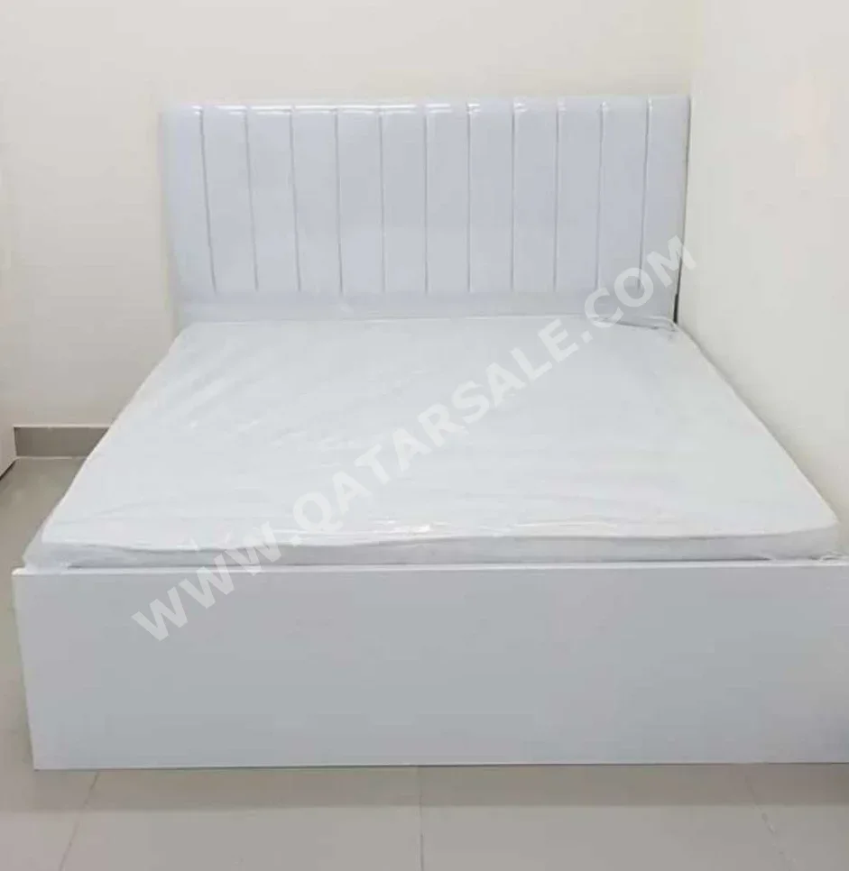 Beds - Lifestyle - King - White - Mattress Included