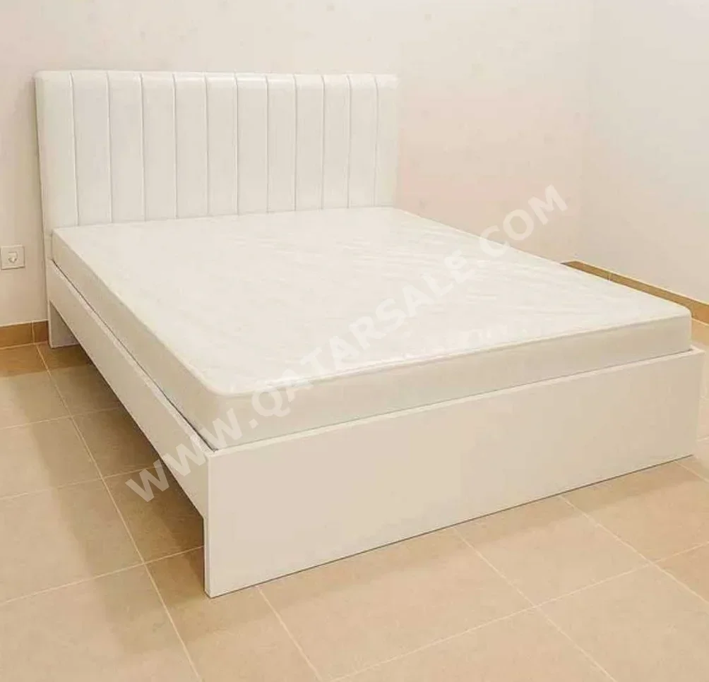 Beds - Lifestyle - King - White - Mattress Included