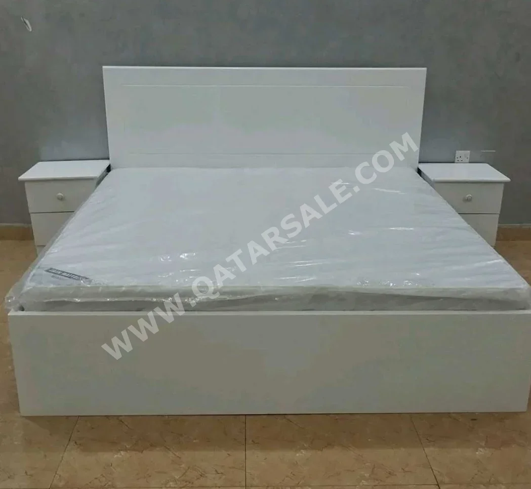 Beds - Lifestyle - King - White - Mattress Included - With Bedside Table