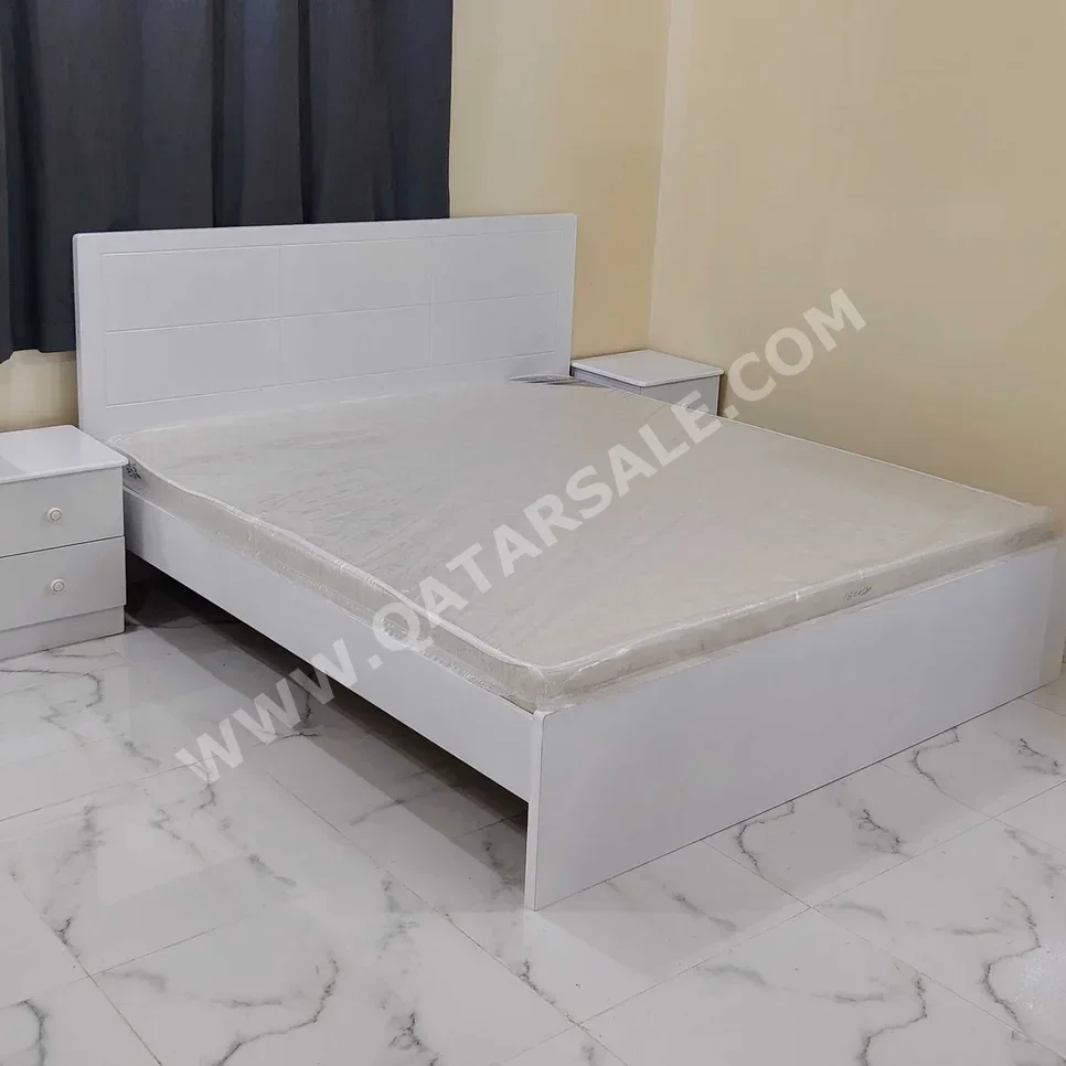 Beds - Lifestyle - King - White - Mattress Included - With Bedside Table