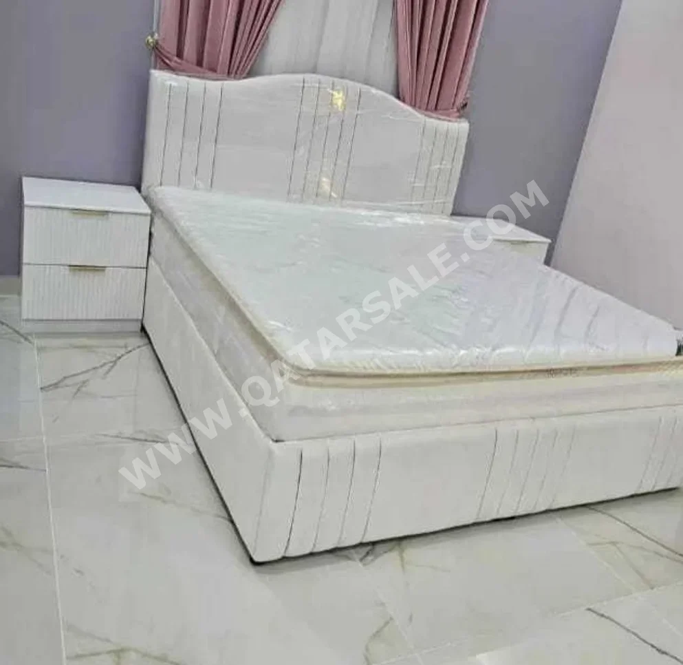 Beds - Lifestyle - King - White - Mattress Included - With Bedside Table