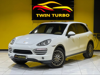 Porsche  Cayenne  S  2013  Automatic  226,000 Km  8 Cylinder  Four Wheel Drive (4WD)  SUV  White