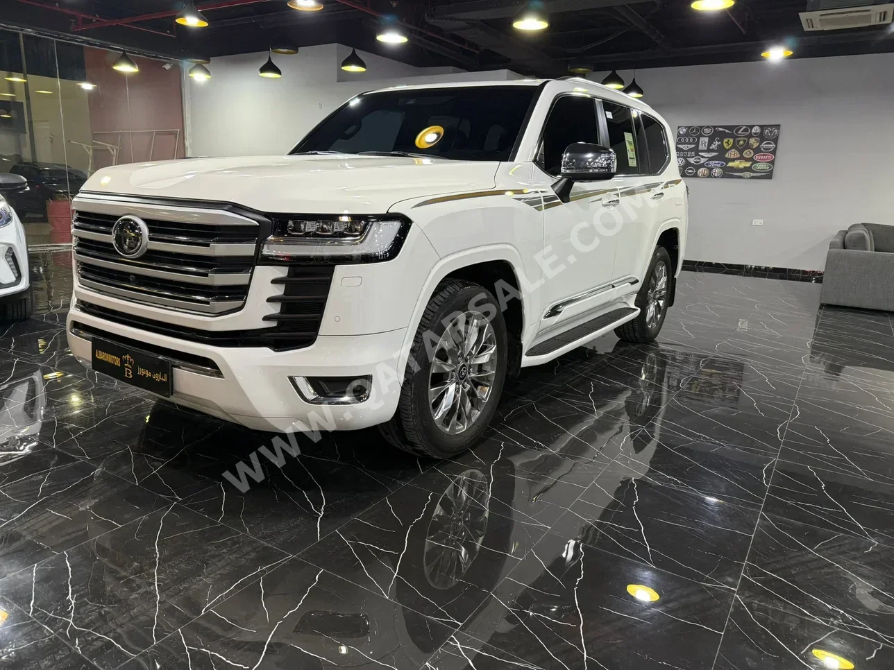 تويوتا لاند كروزر في اكس ار 2024 اوتوماتيك 41,000 كم 8 سلندر دفع رباعي اس يو في أبيض