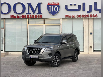 نيسان  باترول  اس اي  2024  اوتوماتيك  93,000 كم  8 سلندر  دفع رباعي  اس يو في  رمادي