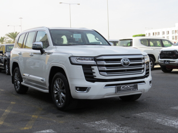 Toyota Land Cruiser VXR Twin Turbo 2025 Automatic 1,000 Km 6 Cylinder Four Wheel Drive (4WD) SUV White With Warranty