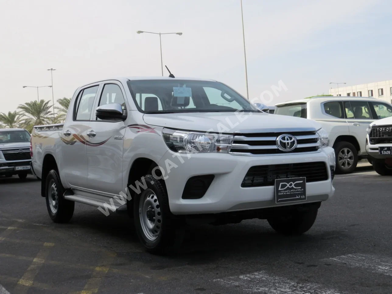 تويوتا هاي لوكس 2025 اوتوماتيك 0 كم 4 سلندر دفع رباعي بيكب أبيض تحت الضمان