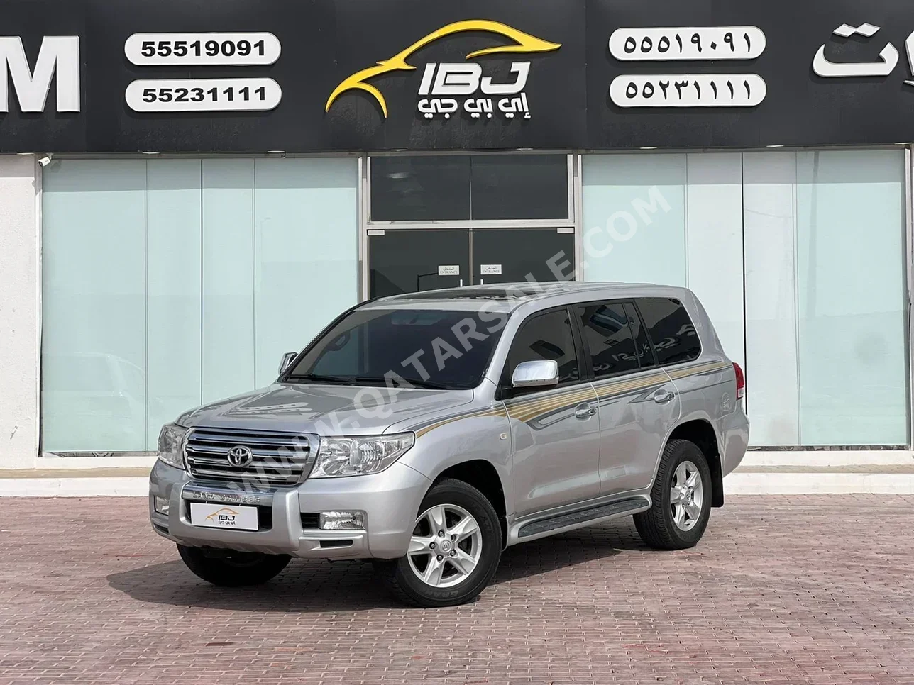 تويوتا لاند كروزر في اكس ار 2009 اوتوماتيك 520,000 كم 8 سلندر دفع رباعي اس يو في فضي